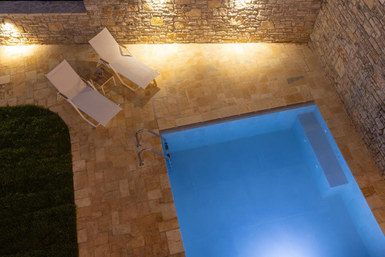 Onore Luxury Suites 卡托克拉克阿纳 外观 照片